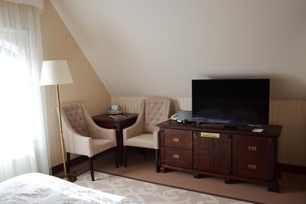Hotel Nowodworski Legnica Luaran gambar