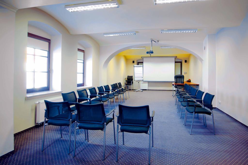 Hotel Nowodworski Legnica Luaran gambar